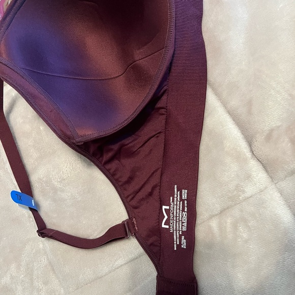 Maidenform Wireless XL Bra - Picture 2 of 6